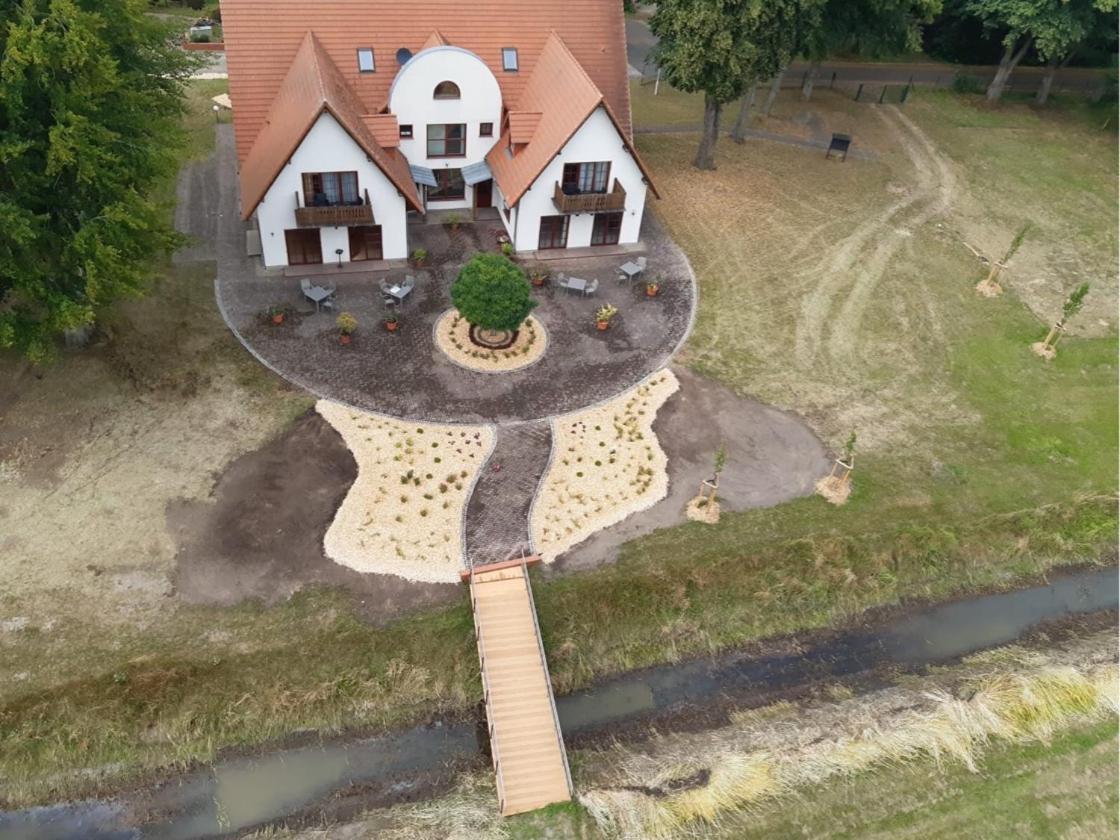 Dömitz An Der Gaertnerei B&B 외부 사진